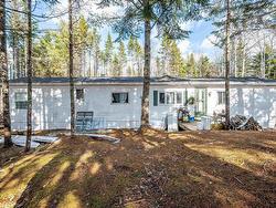 97 Middle Lake North Road Vaughan, NS B0N 2T0