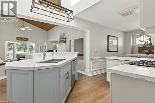 2119 Paisley Avenue, Burlington, ON - Indoor Photo Showing Kitchen With Double Sink