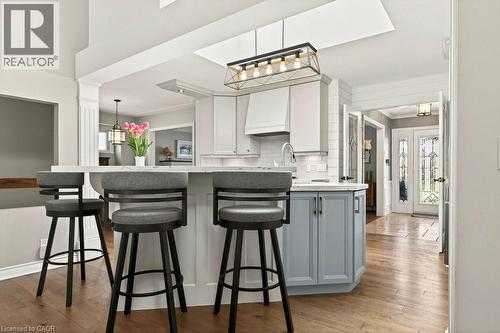 2119 Paisley Avenue, Burlington, ON - Indoor