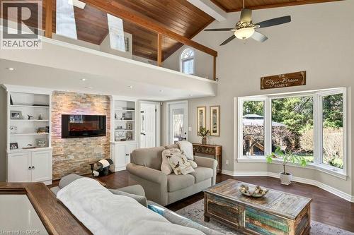 2119 Paisley Avenue, Burlington, ON - Indoor Photo Showing Living Room With Fireplace