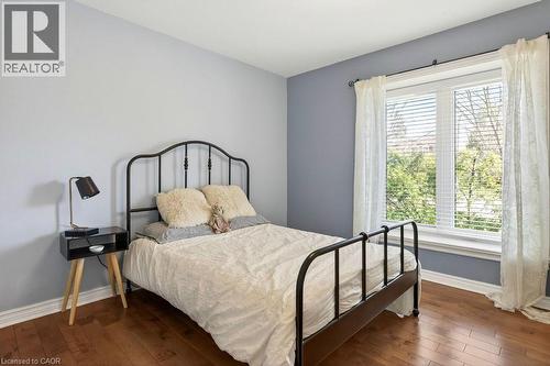 2119 Paisley Avenue, Burlington, ON - Indoor Photo Showing Bedroom