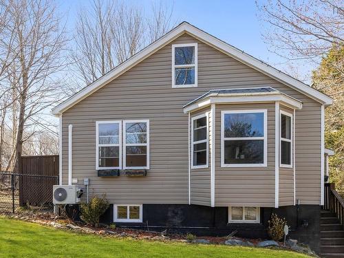 1 Maple Drive, Dartmouth, NS 