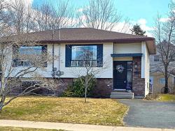 28 Merrimac Drive Cole Harbour, NS B2W 4P8