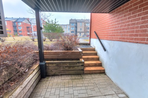 Autre - 1-8405 Rue De Londres, Brossard, QC -  With Exterior