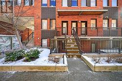 21 - 871 WILSON AVENUE Toronto, ON M3K 1E6