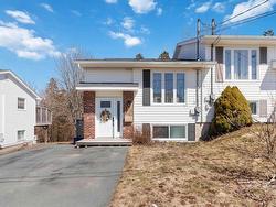 37 Kindling Crescent  Middle Sackville, NS B4E 2V2