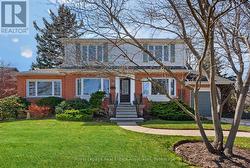 2079 DEYNCOURT DRIVE  Burlington, ON L7R 1W2