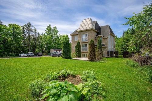 Back of Structure - 3-227 Mtée De L'Église, Saint-Colomban, QC - Outdoor