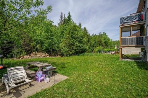 Courtyard - 3-227 Mtée De L'Église, Saint-Colomban, QC - Outdoor