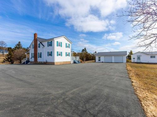 8002 Highway 209, Wards Brook, NS 
