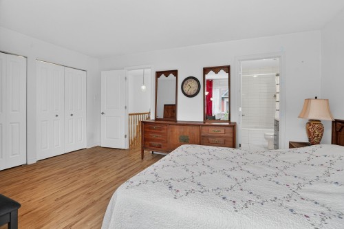Chambre à coucher principale - 34Dz Boul. Des Sources, Pointe-Claire, QC - Indoor Photo Showing Bedroom