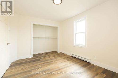 1008 Second Street E, Cornwall, ON - Indoor Photo Showing Other Room