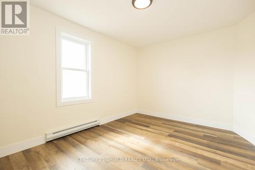 1008 Second Street E, Cornwall, ON - Indoor Photo Showing Other Room