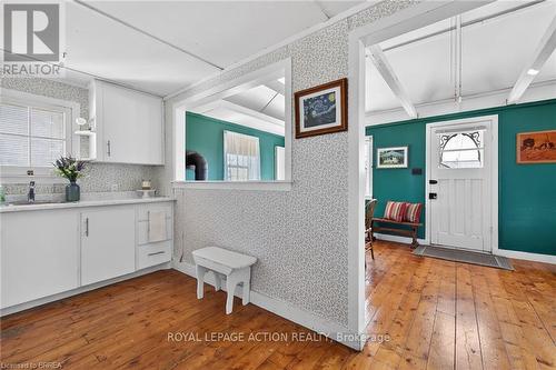 88 Erie Boulevard, Norfolk, ON - Indoor