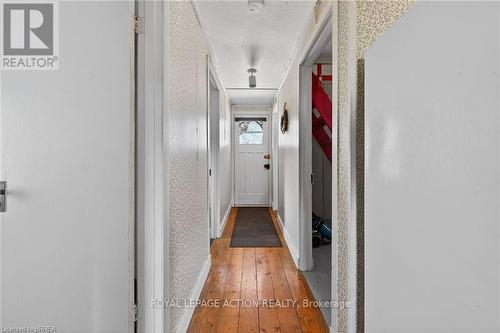 88 Erie Boulevard, Norfolk, ON - Indoor Photo Showing Other Room