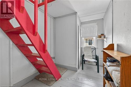 88 Erie Boulevard, Norfolk, ON - Indoor Photo Showing Other Room