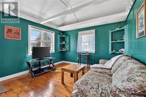 88 Erie Boulevard, Norfolk, ON - Indoor