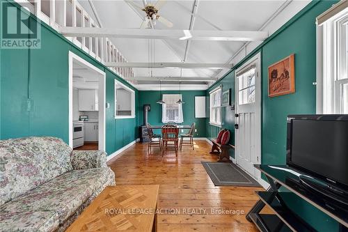 88 Erie Boulevard, Norfolk, ON - Indoor