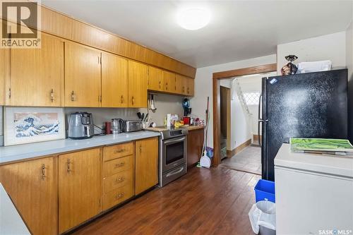 426 8Th Street E, Saskatoon, SK - Indoor Photo Showing Kitchen