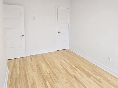 Bedroom - 8656 14E Avenue, Montréal (Villeray/Saint-Michel/Parc-Extension), QC - Indoor Photo Showing Other Room