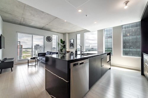 Cuisine - 1422-60 Rue De L'Éclipse, Brossard, QC - Indoor Photo Showing Kitchen With Double Sink