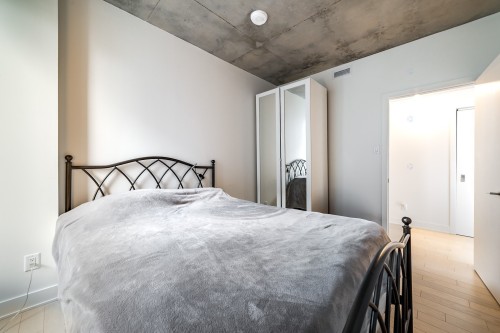 Chambre à coucher - 1422-60 Rue De L'Éclipse, Brossard, QC - Indoor Photo Showing Bedroom