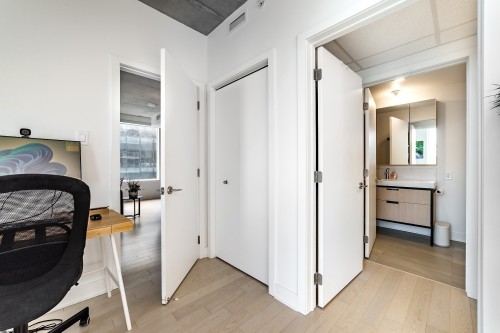 Bureau - 1422-60 Rue De L'Éclipse, Brossard, QC - Indoor Photo Showing Other Room