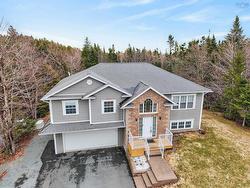 495 Gatehouse Run Hammonds Plains, NS B4B 4O9