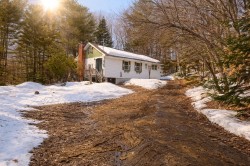 1647 Ch. de la Baie-du-Lac Saint-Sauveur, QC J0R 1R1