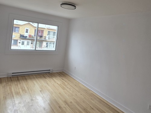 Chambre à coucher principale - 8654 14E Avenue, Montréal (Villeray/Saint-Michel/Parc-Extension), QC - Indoor Photo Showing Other Room