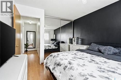 N 4212 Castle Road, Regina, SK - Indoor Photo Showing Bedroom