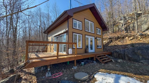 40 Rue Pine Tree  Grenville-Sur-La-Rouge, QC J0V 1B0