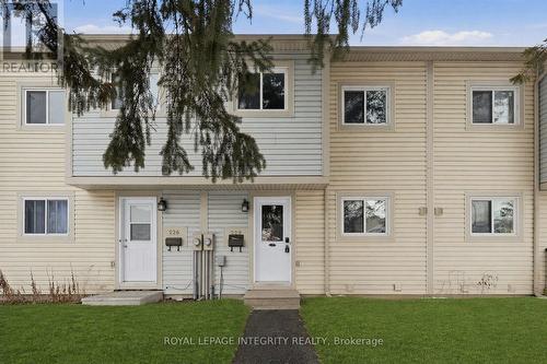 228 MILLROAD WAY  Ottawa, ON K1E 2C9