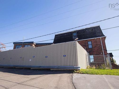 1 Lawrence Street, Amherst, NS 