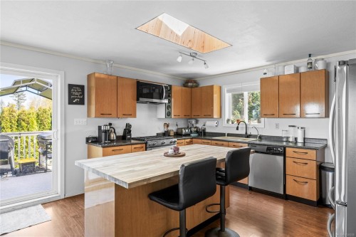 769 Malone Rd, Ladysmith, BC 