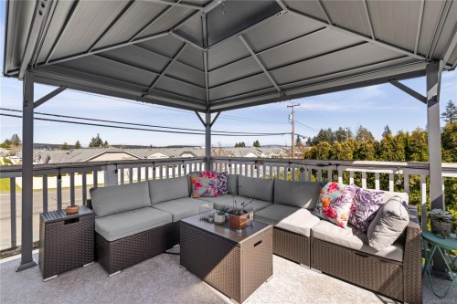 769 Malone Rd, Ladysmith, BC 