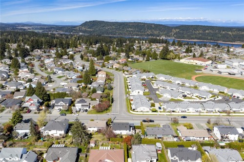 769 Malone Rd, Ladysmith, BC 