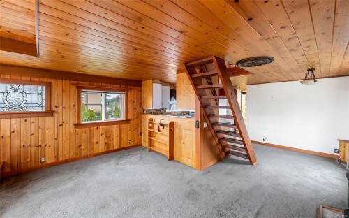 1547 Joan Ave, Crofton, BC 