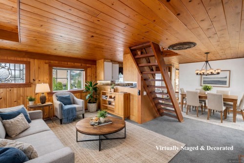1547 Joan Ave, Crofton, BC 