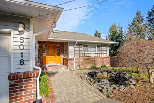 5018 Spence Rd, Courtenay, BC 