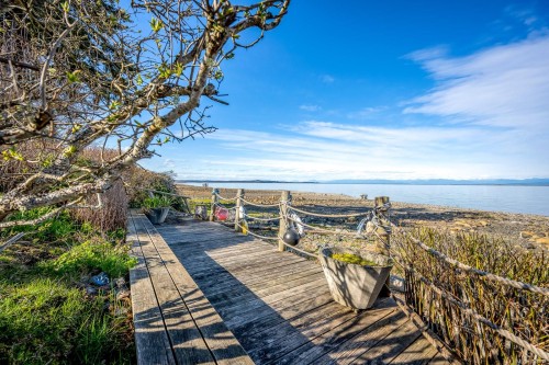 5018 Spence Rd, Courtenay, BC 