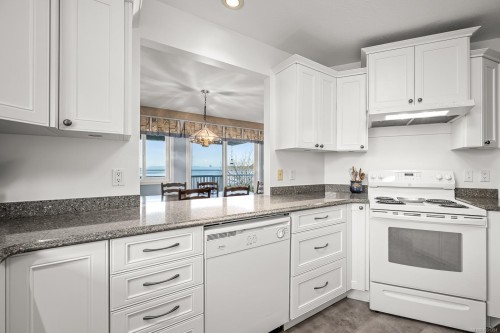 5018 Spence Rd, Courtenay, BC 