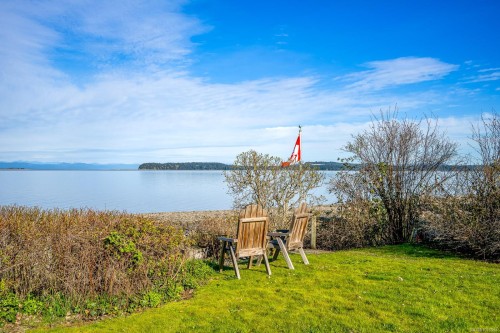 5018 Spence Rd, Courtenay, BC 