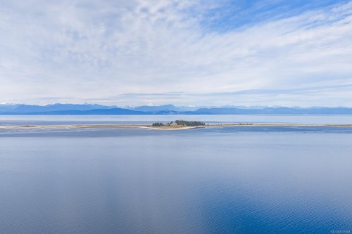 5018 Spence Rd, Courtenay, BC 