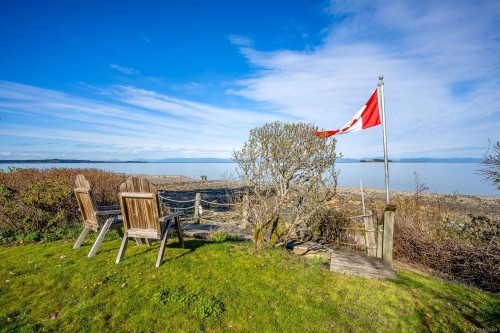 5018 Spence Rd, Courtenay, BC 