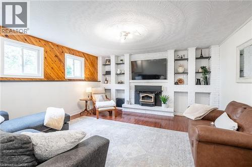 152 7Th Concession Road E, Flamborough, ON - Indoor Photo Showing Living Room With Fireplace