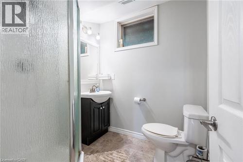 152 7Th Concession Road E, Flamborough, ON - Indoor Photo Showing Bathroom