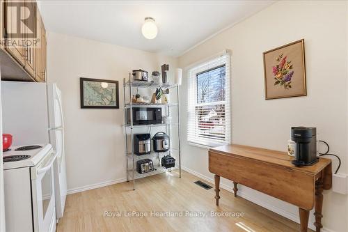 19 Perth Road, Kitchener, ON - Indoor