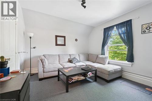 133 Joseph Street, Kitchener, ON - Indoor Photo Showing Living Room