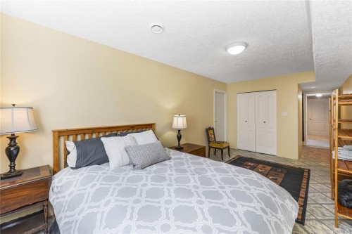 1694 Eagle View Pl, Duncan, BC 